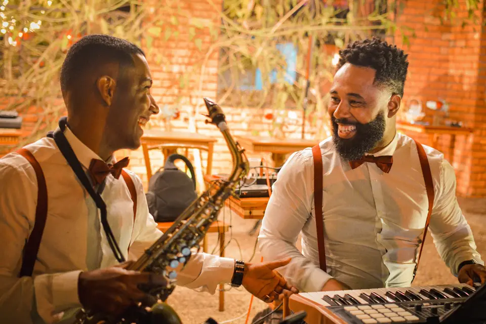 Música & DJ — LC Produção Musical