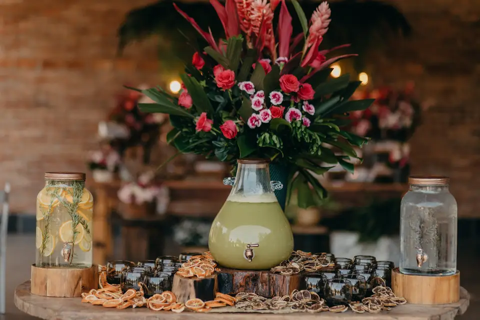Buffet & Gastronomia — Lirah Banqueteria