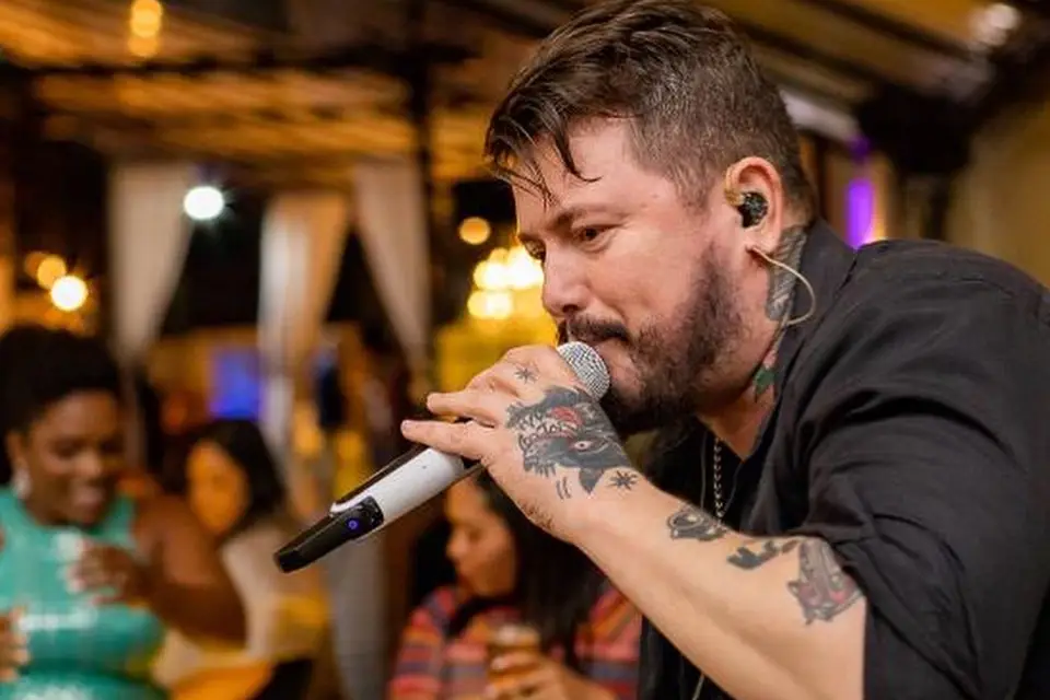 Música & DJ — Banda Rodrigo Correia