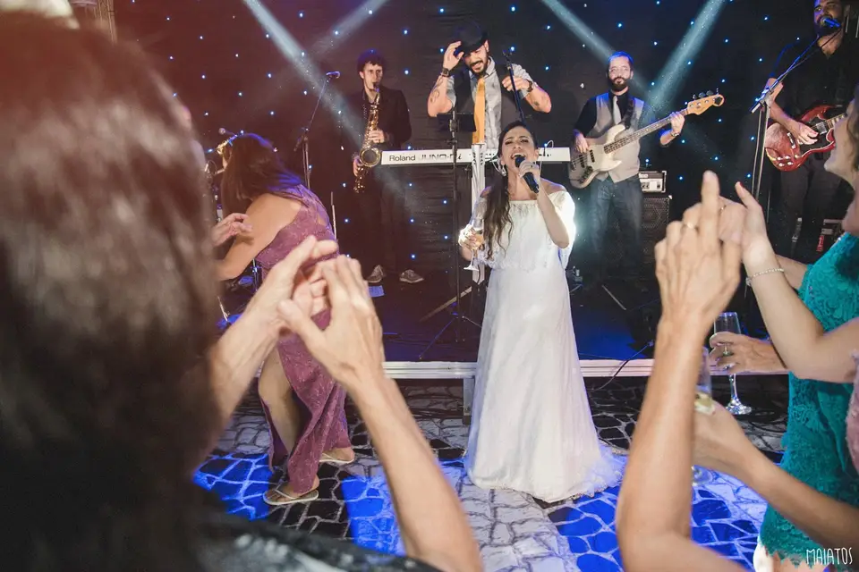 Música & DJ — Moderno Pop Banda