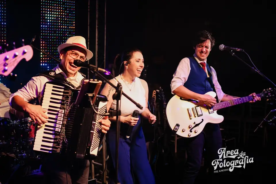 Música & DJ — Banda Pulse!