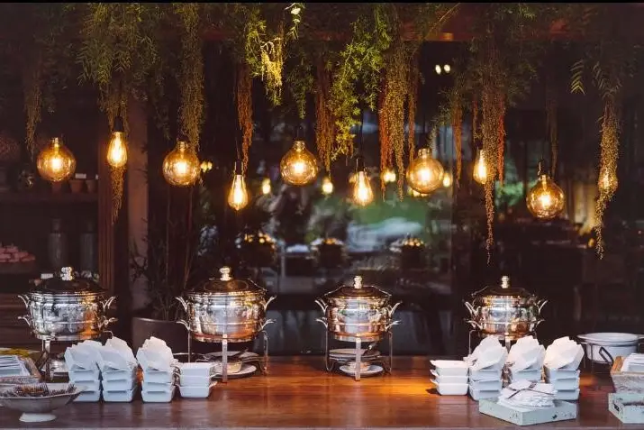 Buffet & Gastronomia — Delícias Lisa Buffet